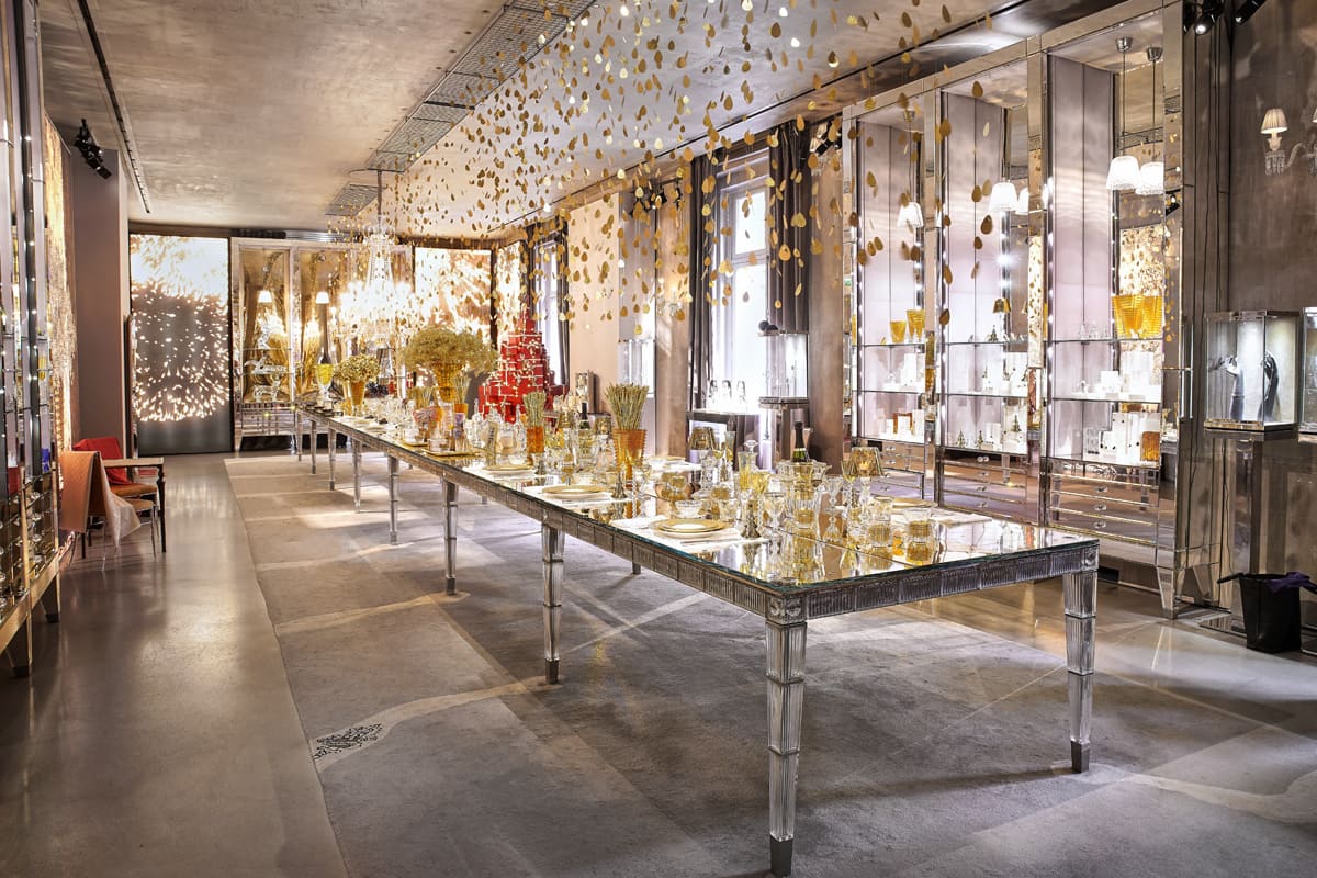 Discover the Baccarat Museum in Paris, France, with Betso88! 🏛️✨